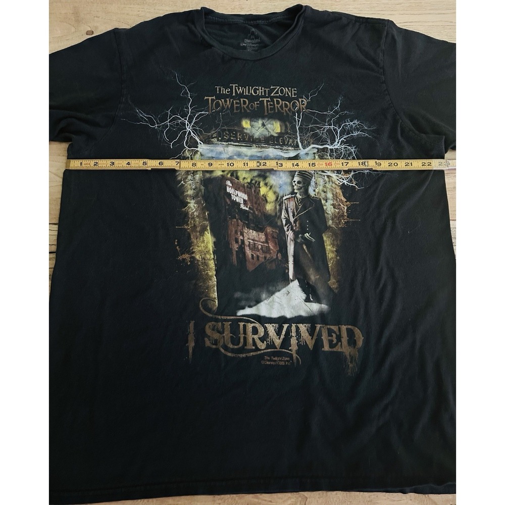 Disney I Survived The Twilight Zone Tower of Terror T-shirt Size XL Unisex Black - Picture 6 of 7